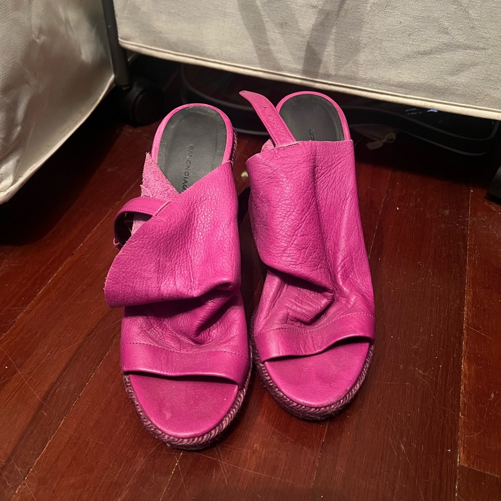 Balenciaga Women's Pink open toe booties size 36